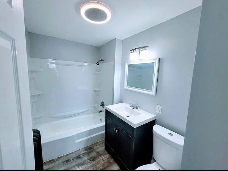 33-35 Algonquin Pl #2 — Photo 4