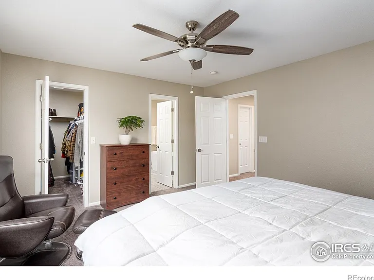 3145 E Yarrow Cir — Photo 3