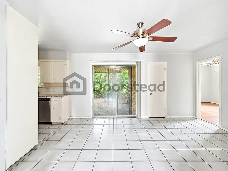 204 Jefflyn Ct — Photo 15