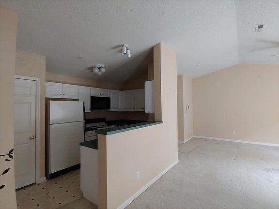 4th image of 3705-3C Morris Farm Dr