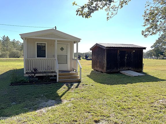 3rd image of 2292 MALUKE Lane