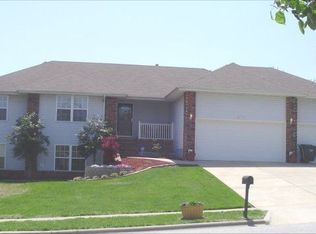 1938 W Blakey St, Springfield, MO 65810