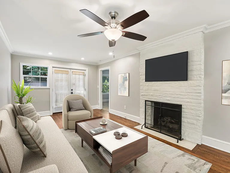 4000 Hiddenbrook Dr — Photo 6