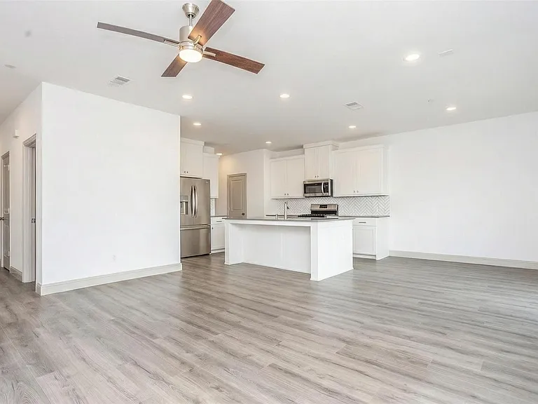 1328 Hill Country Pl — Photo 5