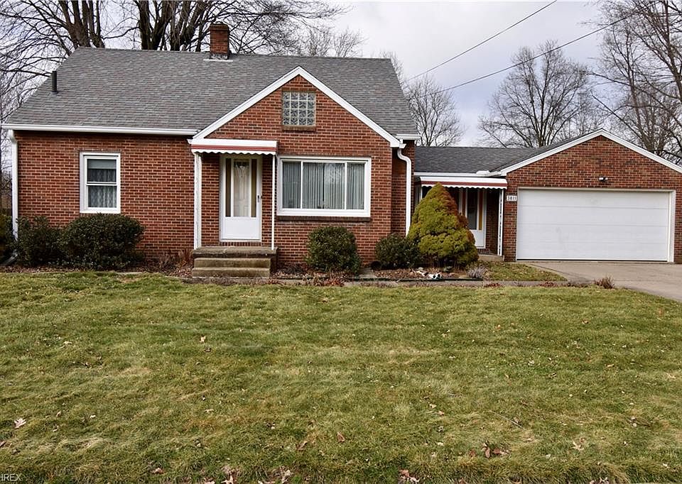 1st image of 3811 Herbert St