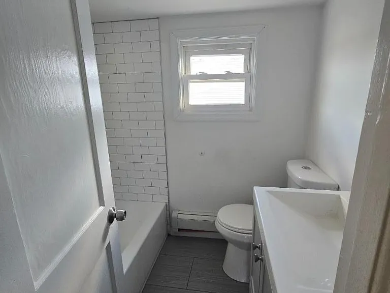 115 Pine St #3 — Photo 4
