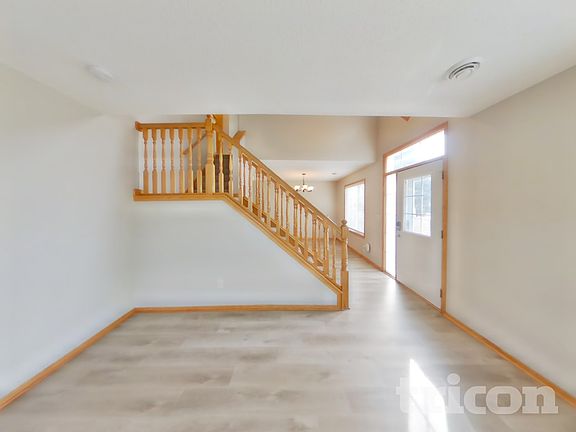 3rd image of 10082 179th Ln NW