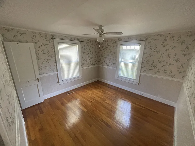 127 Duke St — Photo 13