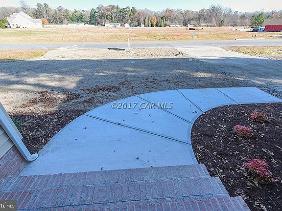 2nd image of 37523 N Countryside Dr