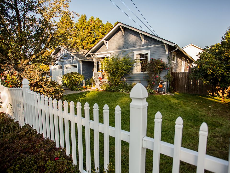 1st image of 15209 182nd Ave SE