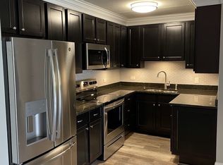 5125 Blodgett Ave APT 102, Downers Grove, IL 60515