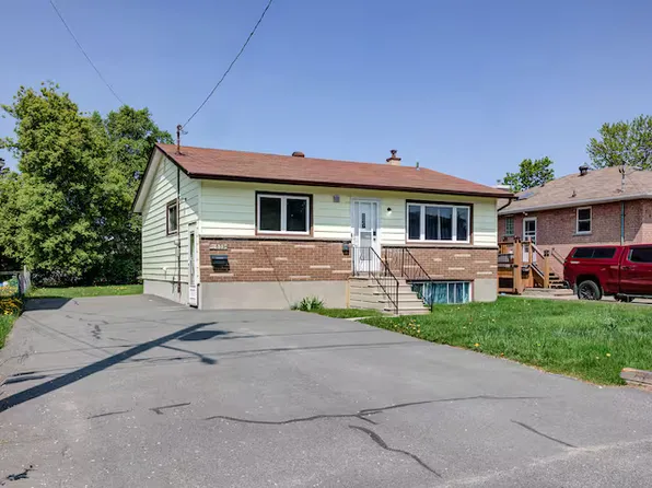 1039 McAllister Ave, Sudbury, ON P3A 2Y7