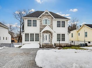 37 Jersey Ave, Edison, NJ 08820