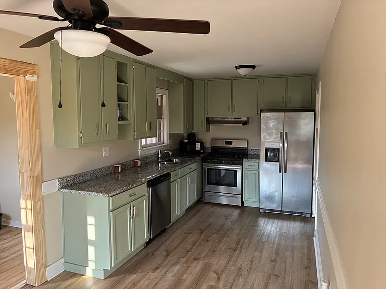 2211 Imperial Ave E — Photo 3