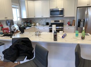 117 Holland St #1LD, Somerville, MA 02144