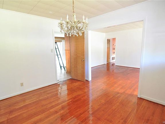 5th image of 1202 Buckingham Dr
