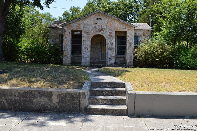 1st image of 2602 Steves Ave