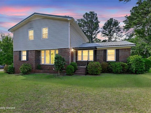 2nd image of 124 Melrose Dr