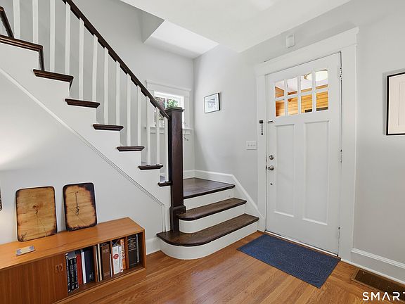 3rd image of 28 Orpington Street