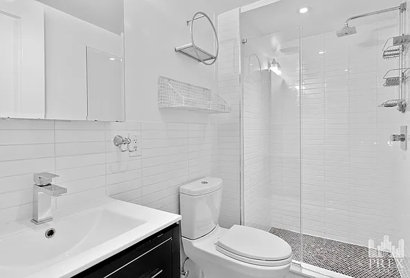 Rented by PREX Realty Corp | media 15