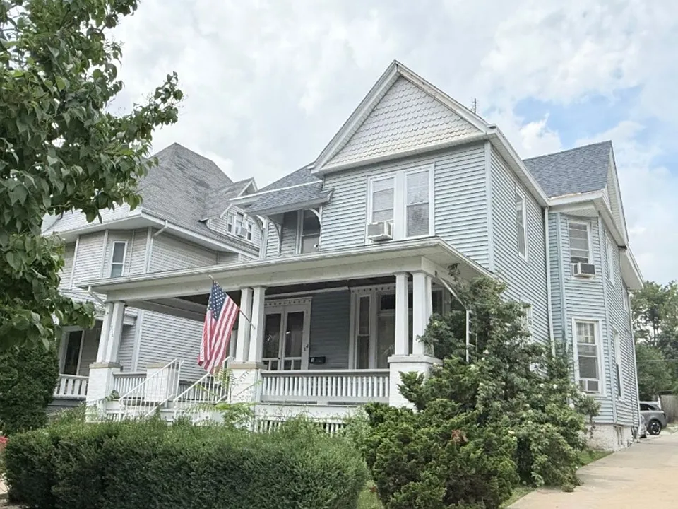 316 E. Locust