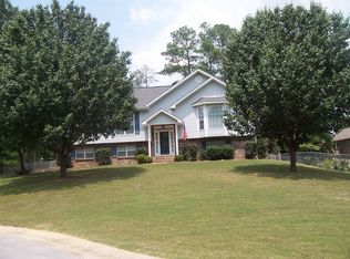 504 Milgray Cir, Calera, AL 35040