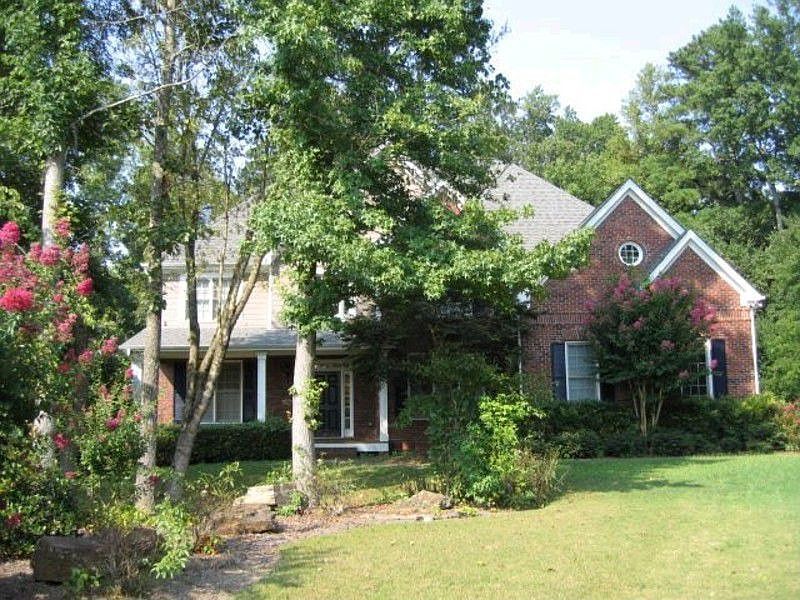 1st image of 611 Creekbank Ct