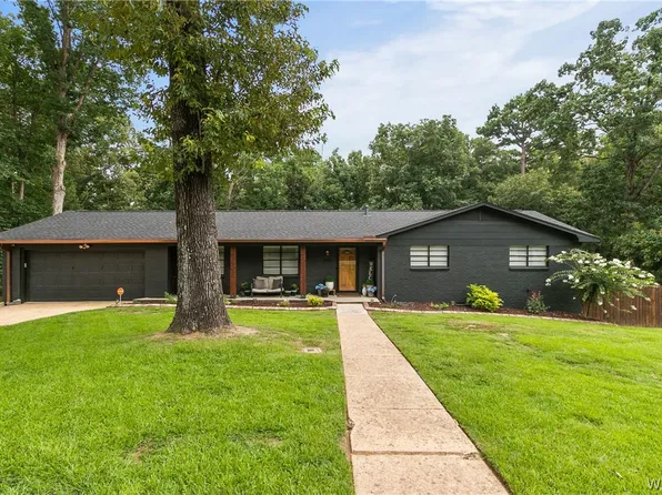 2005 Fountain Way, Northport, AL 35473