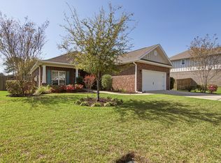 179 Windchime Way, Freeport, FL 32439