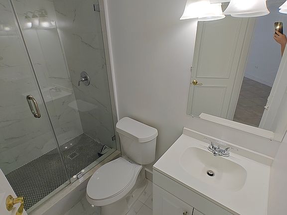 3rd image of 905 Brickell Bay Dr APT 1527