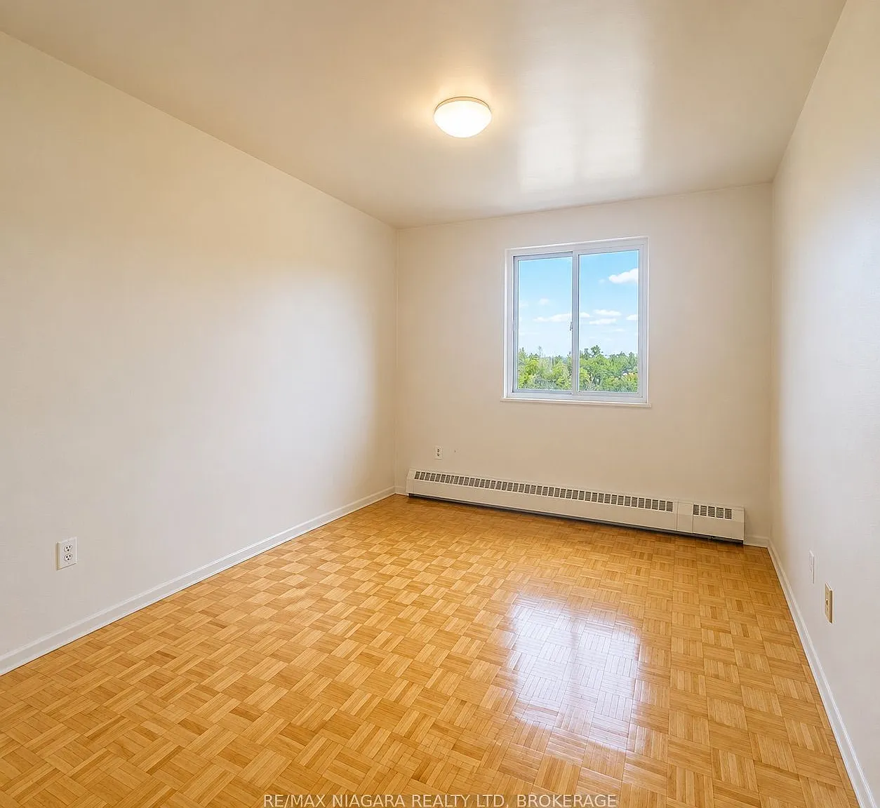 2 bed, $2,200 — Photo 4