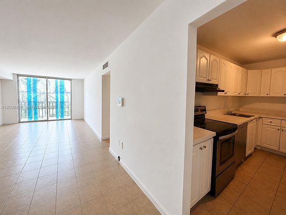 4th image of 1800 Sans Souci Blvd APT 239