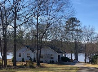 605 Harbour Shores Dr, Jackson, GA 30233
