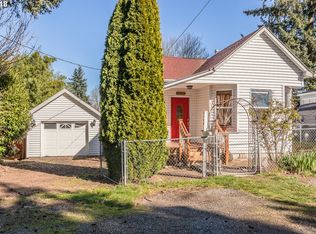 1206 SE 85th Ave, Portland, OR 97216