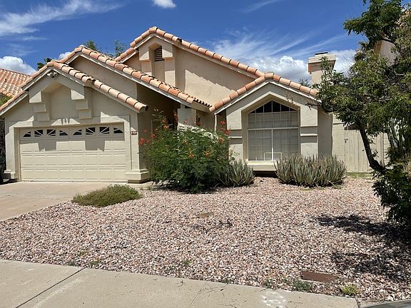 2nd image of 1936 E Rockwood Dr