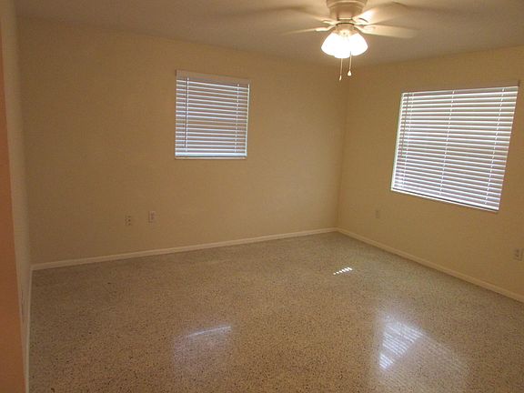 5th image of 437 Dogwood Ct