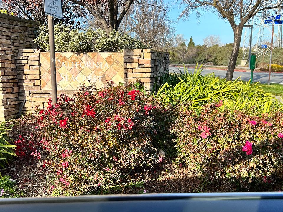 1st image of 111 Positano Cir #111