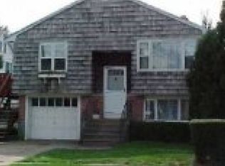 24 Harrison Ave, Newport, RI 02840