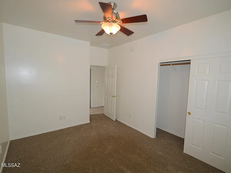 312 E Calle Cerita — Photo 8