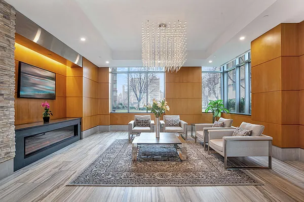 Rented by Compass | media 8