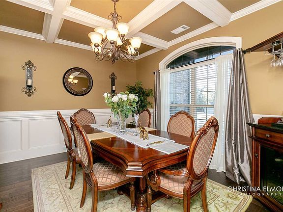 4th image of 325 Sage Meadows Ln