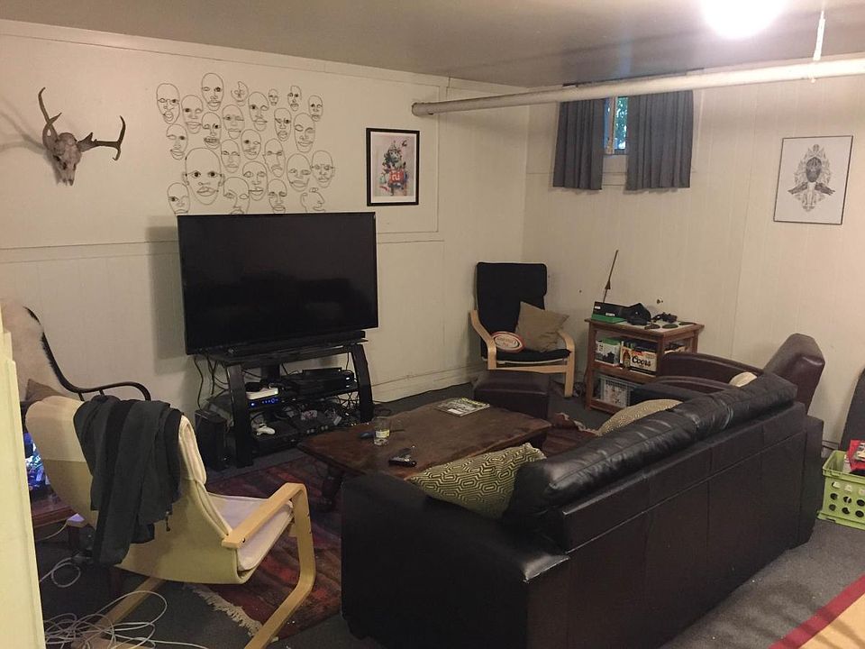 2nd image of 1302 N Williams St APT 6