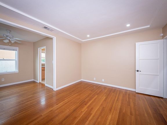 2nd image of 6532 Beeman Ave