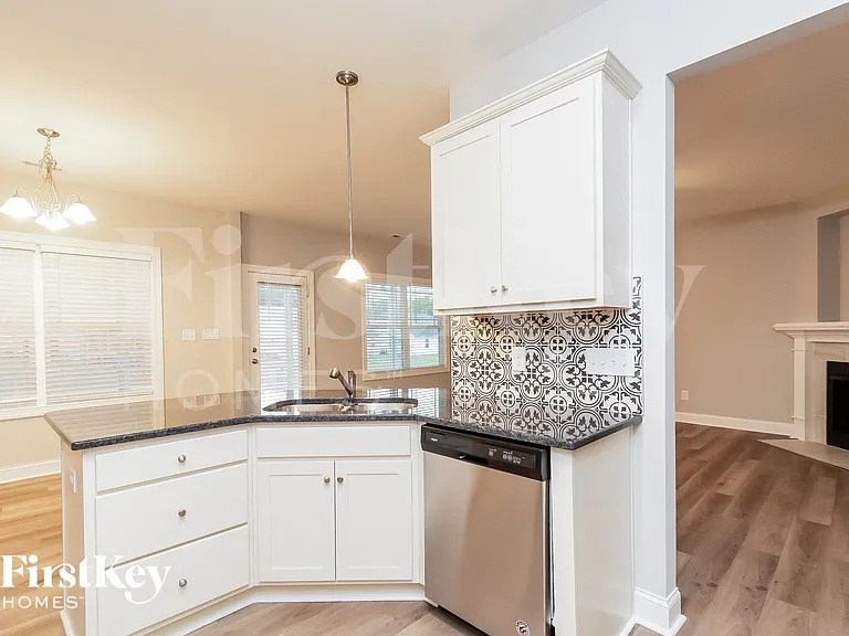 116 Unique Pl — Photo 6