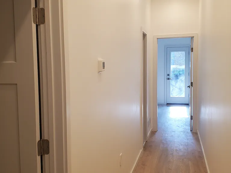 528 U St NW #1 — Photo 9