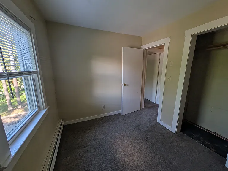 73 Highland St — Photo 17