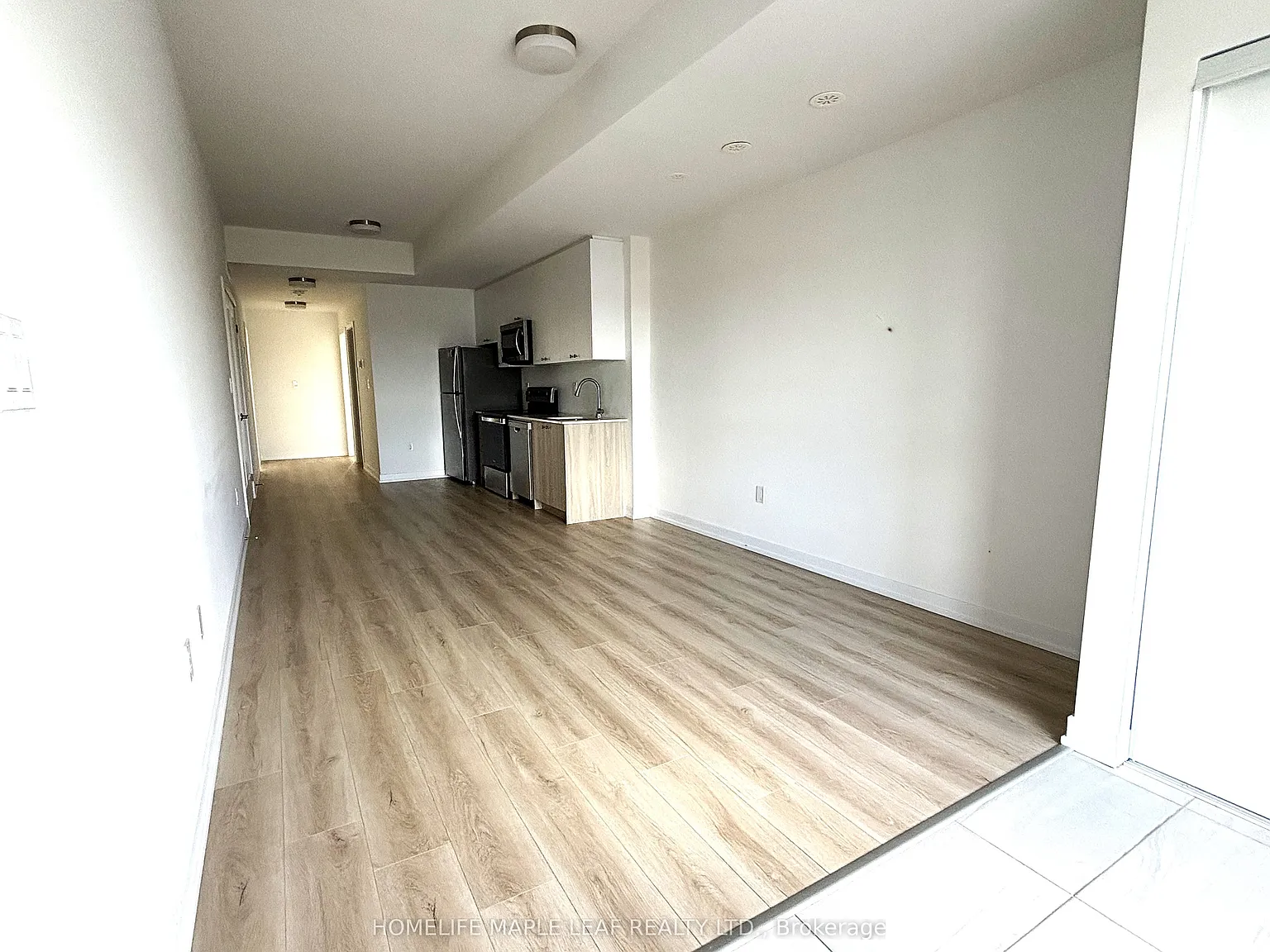 2 bed, $2,050 — Photo 3