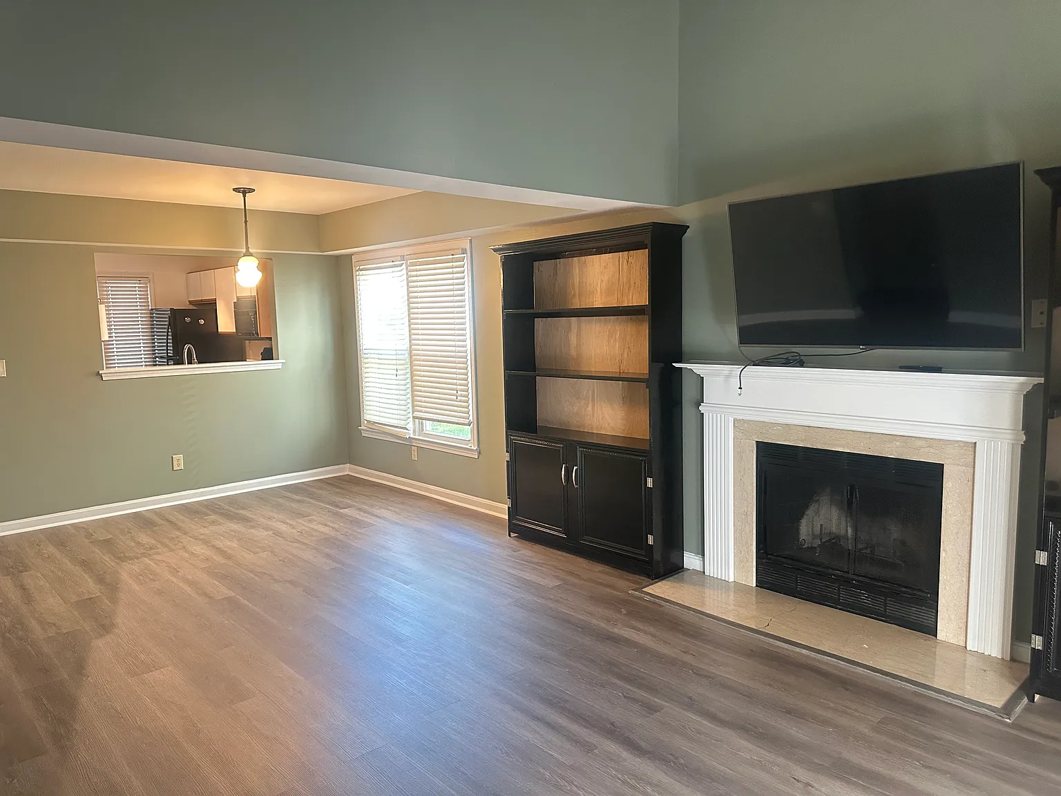 4406 Spring Bay Ct — Photo 3