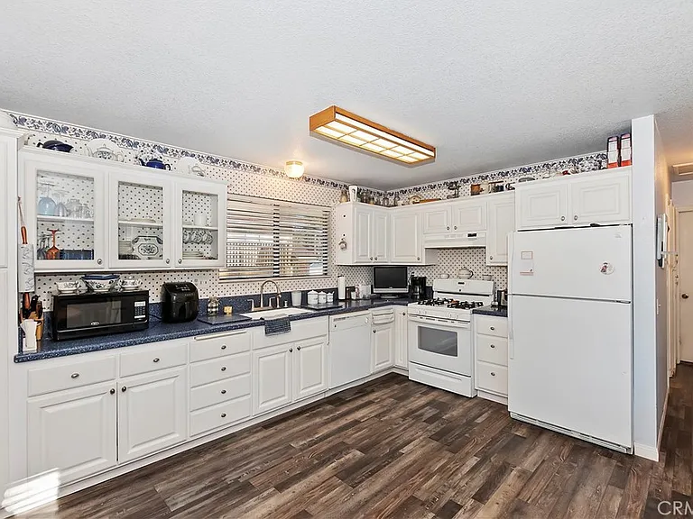 840 Edgemoor Rd — Photo 10