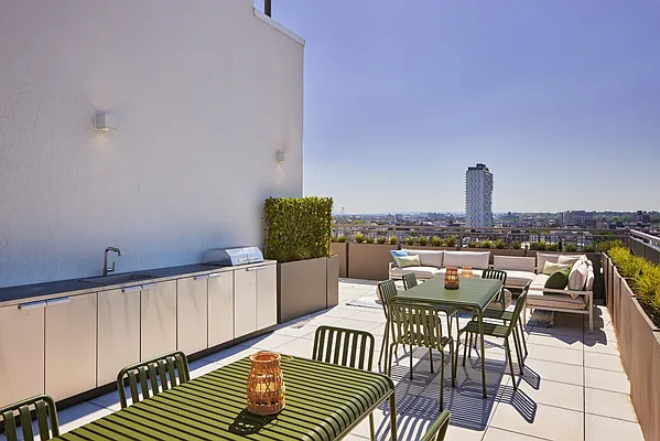 Rented by Compass | media 29